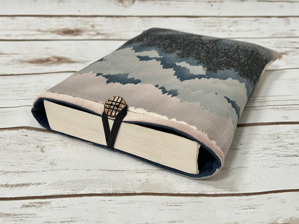 Blue Mountains Book Sleeve